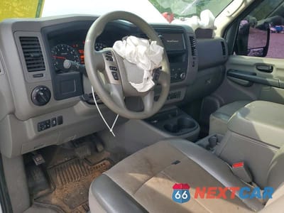 Zdjęcie 8 z 14 samochodu: 2020 NISSAN NV 2500 HD SV VIN:1N6AF0KYXLN811119 - miniatura