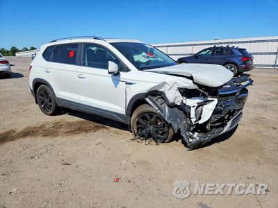Czwarte zdjęcie samochodu z boku: 2022 VOLKSWAGEN TAOS SE IQ DRIVE VIN:3VVPX7B26NM075826 - miniatura