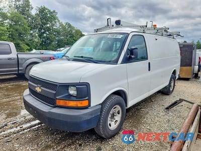 2015 CHEVROLET EXPRESS G2500 1GCWGFCF8F1261484 - główne zdjęcie licytacji z USA - miniatura