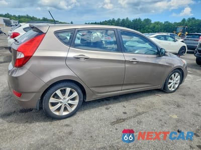 Trzecie zdjęcie samochodu z tyłu: 2013 HYUNDAI ACCENT SE VIN:KMHCU5AE1DU104077 - miniatura