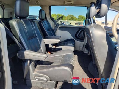 Zdjęcie 11 z 13 samochodu: 2014 CHRYSLER TOWN & COUNTRY TOURING VIN:2C4RC1BG1ER381837 - miniatura
