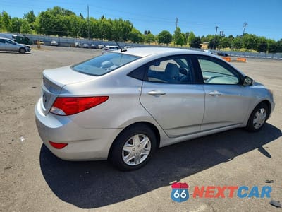 Trzecie zdjęcie samochodu z tyłu: 2014 HYUNDAI ACCENT GLS VIN:KMHCT4AE6EU758264 - miniatura
