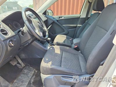 Zdjęcie 7 z 14 samochodu: 2015 VOLKSWAGEN TIGUAN S VIN:WVGBV7AX3FW610071 - miniatura