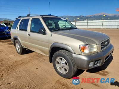 Czwarte zdjęcie samochodu z boku: 2001 NISSAN PATHFINDER SE VIN:JN8DR09Y71W570239 - miniatura