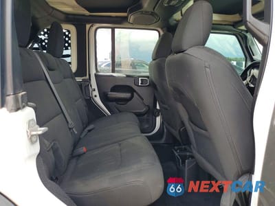 Zdjęcie 11 z 13 samochodu: 2021 JEEP WRANGLER UNLIMITED SPORT VIN:1C4HJXDG6MW740056 - miniatura