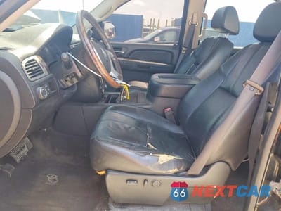Zdjęcie 7 z 12 samochodu: 2008 GMC NEW SIERRA K1500 DENALI VIN:2GTEK638X81243917 - miniatura