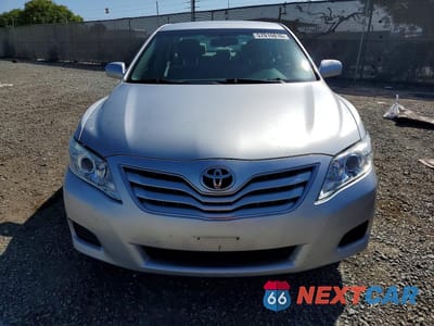 Piąte zdjęcie samochodu w środku: 2010 TOYOTA CAMRY BASE VIN:4T4BF3EK0AR082195 - miniatura