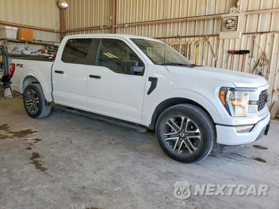 Czwarte zdjęcie samochodu z boku: 2023 FORD F150 SUPERCREW VIN:1FTEW1C53PKF16644 - miniatura