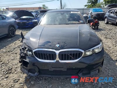 Piąte zdjęcie samochodu w środku: 2019 BMW 330XI VIN:WBA5R7C55KFH32104 - miniatura