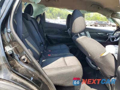 Zdjęcie 11 z 14 samochodu: 2018 NISSAN ROGUE S VIN:KNMAT2MV7JP580577 - miniatura