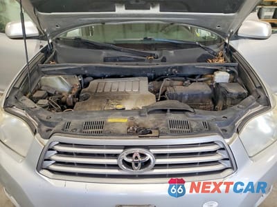 Zdjęcie 12 z 13 samochodu: 2010 TOYOTA HIGHLANDER BASE VIN:5TDBK3EH1AS023157 - miniatura