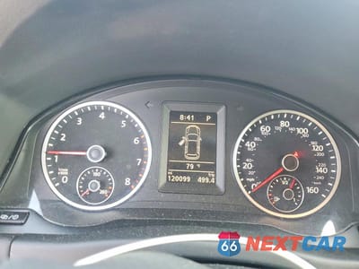 Zdjęcie 9 z 13 samochodu: 2017 VOLKSWAGEN TIGUAN S VIN:WVGBV7AX2HK049114 - miniatura