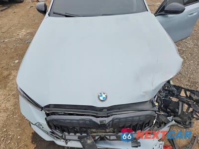 Zdjęcie 11 z 12 samochodu: 2026 BMW 530 XI VIN:WBA53FJ01TCV70264 - miniatura