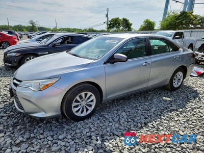 2015 TOYOTA CAMRY LE 4T4BF1FK4FR496848 - główne zdjęcie licytacji z USA - miniatura