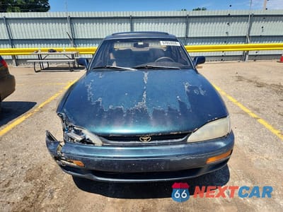 Piąte zdjęcie samochodu w środku: 1995 TOYOTA CAMRY LE VIN:4T1SK12E8SU486274 - miniatura