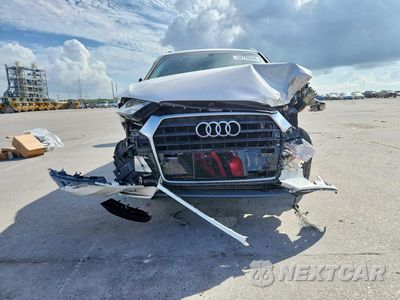 Piąte zdjęcie samochodu w środku: 2017 AUDI Q3 PREMIUM VIN:WA1BCCFS5HR016335 - miniatura