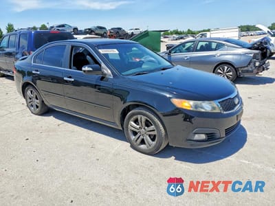 Czwarte zdjęcie samochodu z boku: 2009 KIA OPTIMA VIN:KNAGE228995353803 - miniatura