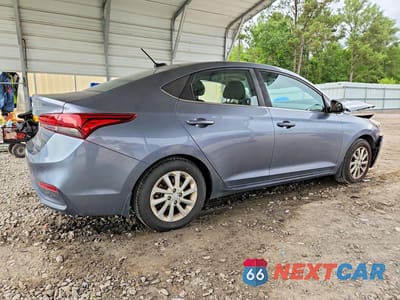 Trzecie zdjęcie samochodu z tyłu: 2020 HYUNDAI ACCENT SEL VIN:3KPC24A63LE108237 - miniatura