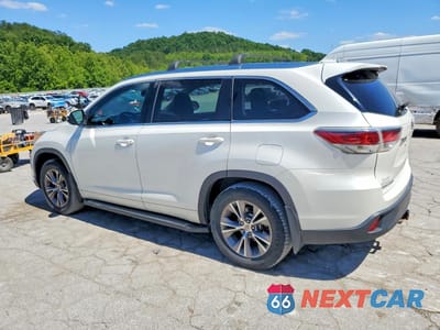 Drugie zdjęcie samochodu z przodu: 2015 TOYOTA HIGHLANDER XLE VIN:5TDJKRFH0FS199721 - miniatura