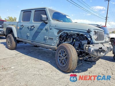 Czwarte zdjęcie samochodu z boku: 2025 JEEP GLADIATOR SPORT VIN:1C6PJTAG6SL533097 - miniatura