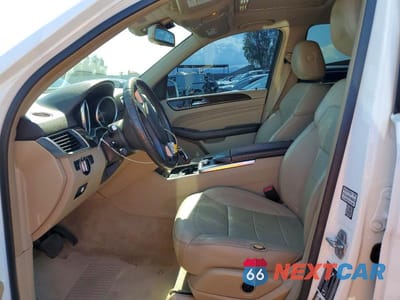 Zdjęcie 7 z 12 samochodu: 2015 MERCEDES-BENZ ML 350 VIN:4JGDA5JBXFA618825 - miniatura