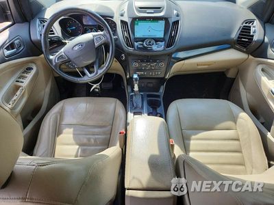 Zdjęcie 8 z 13 samochodu: 2017 FORD ESCAPE TITANIUM VIN:1FMCU0JD0HUA80306 - miniatura