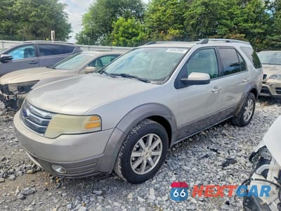 2008 FORD TAURUS X SEL 1FMDK02WX8GA35642 - główne zdjęcie licytacji z USA - miniatura