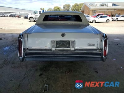 Zdjęcie 6 z 12 samochodu: 1984 CADILLAC FLEETWOOD BROUGHAM VIN:1G6AW6988E9064193 - miniatura