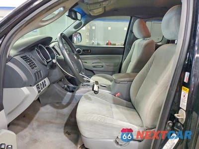 Zdjęcie 7 z 12 samochodu: 2011 TOYOTA TACOMA ACCESS CAB VIN:5TFUX4EN5BX006489 - miniatura