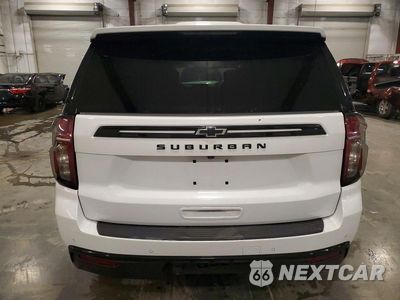 Zdjęcie 6 z 14 samochodu: 2023 CHEVROLET SUBURBAN VIN:1GNSKDKD6PR525989 - miniatura