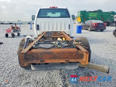 Zdjęcie 6 z 12 samochodu: 2013 CHEVROLET SILVERADO C3500 VIN:1GB3CZC88DF181740 - miniatura