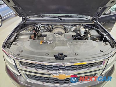 Zdjęcie 12 z 13 samochodu: 2018 CHEVROLET SUBURBAN K1500 LT VIN:1GNSKHKC8JR111392 - miniatura