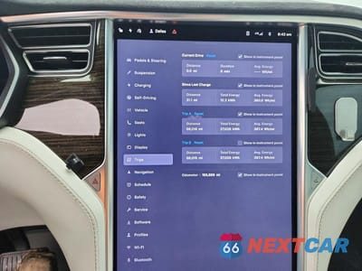 Zdjęcie 9 z 13 samochodu: 2016 TESLA MODEL X VIN:5YJXCAE2XGF003571 - miniatura