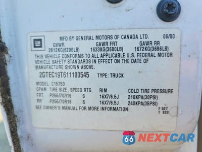 Zdjęcie 12 z 12 samochodu: 2001 GMC NEW SIERRA C1500 VIN:2GTEC19T611100545 - miniatura