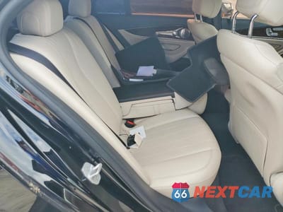 Zdjęcie 10 z 12 samochodu: 2017 MERCEDES-BENZ E 300 4MATIC VIN:WDDZF4KB8HA015031 - miniatura