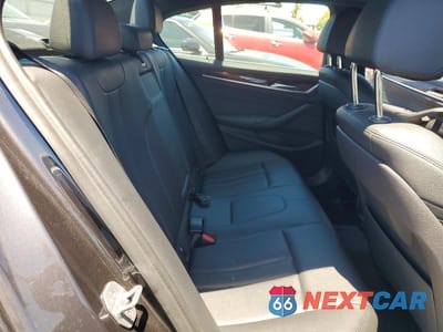 Zdjęcie 10 z 12 samochodu: 2019 BMW 530XE VIN:WBAJB1C50KB376391 - miniatura