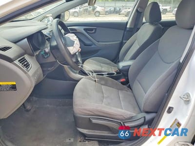 Zdjęcie 7 z 13 samochodu: 2015 HYUNDAI ELANTRA SE VIN:5NPDH4AE7FH556927 - miniatura