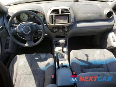 Zdjęcie 8 z 13 samochodu: 2001 TOYOTA RAV4 BASE VIN:JTEHH20V510054085 - miniatura