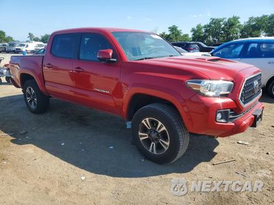 Czwarte zdjęcie samochodu z boku: 2019 TOYOTA TACOMA TRD SPORT VIN:3TMCZ5ANXKM269018 - miniatura
