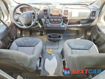Zdjęcie 8 z 13 samochodu: 2020 RAM PROMASTER 3500 DELIVERY VAN VIN:3C6URVJG6LE136085 - miniatura