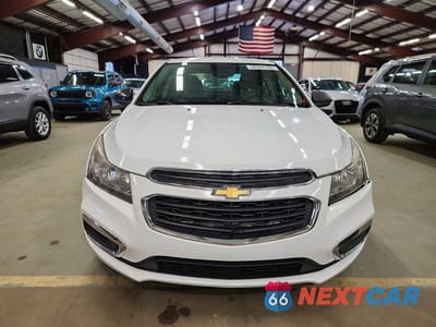 Piąte zdjęcie samochodu w środku: 2016 CHEVROLET CRUZE LIMITED LS VIN:1G1PC5SG2G7220487 - miniatura
