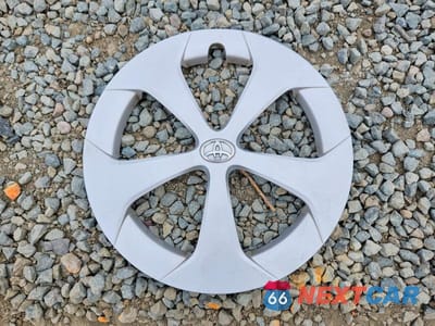 Zdjęcie 12 z 13 samochodu: 2014 TOYOTA PRIUS THREE VIN:JTDKN3DU7E1744110 - miniatura