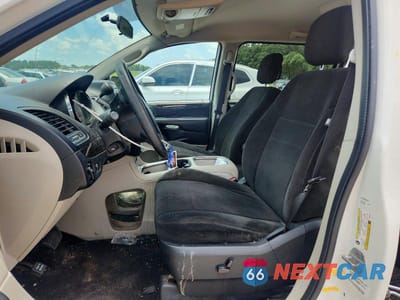 Zdjęcie 7 z 14 samochodu: 2012 DODGE GRAND CARAVAN SXT VIN:2C4RDGCG3CR294789 - miniatura