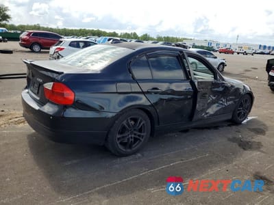Trzecie zdjęcie samochodu z tyłu: 2008 BMW 328 I VIN:WBAVA33548PG40436 - miniatura