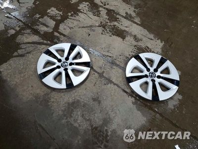 Zdjęcie 13 z 14 samochodu: 2018 TOYOTA PRIUS FOUR VIN:JTDKARFUXJ3058475 - miniatura