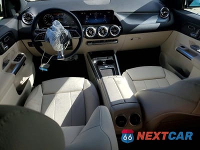 Zdjęcie 8 z 13 samochodu: 2025 MERCEDES-BENZ GLA 250 4MATIC VIN:W1N4N4HB4SJ736087 - miniatura