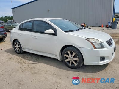 Czwarte zdjęcie samochodu z boku: 2011 NISSAN SENTRA 2.0 VIN:3N1AB6AP1BL712071 - miniatura