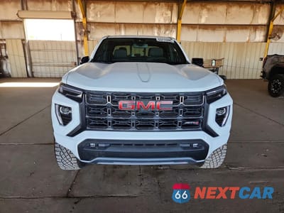Piąte zdjęcie samochodu w środku: 2025 GMC CANYON AT4 VIN:1GTP2DEK7S1113998 - miniatura