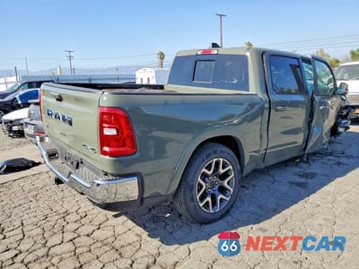Trzecie zdjęcie samochodu z tyłu: 2026 RAM 1500 LARAMIE VIN:1C6SRFJP5TN281949 - miniatura