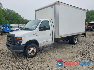 2011 FORD E450 BOX TRUCK 1FDXE4FL6BDA31964 - główne zdjęcie licytacji z USA - miniatura